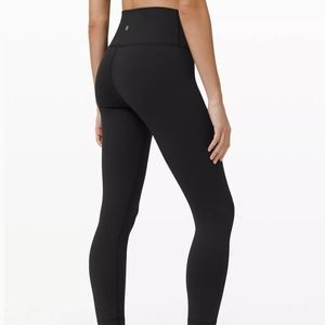 Lululemon Wonder Unders, Full on Luon, Black, Size 4.